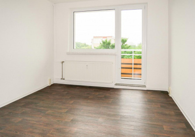 Frisch sanierte Wohnung sucht zum Dezember nette Familie