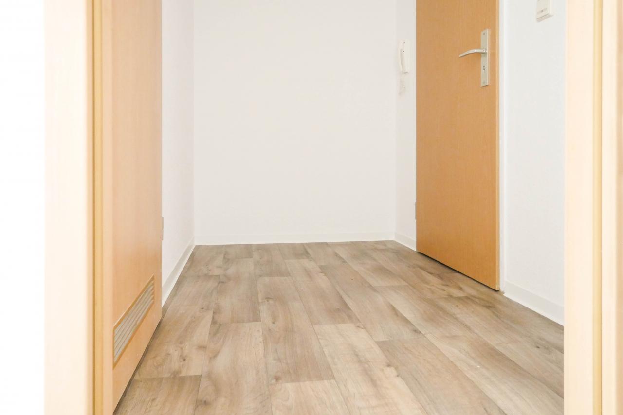 Neue Nachbarn herzlich willkommen - Erstbezug nach Sanierung - Photo 3